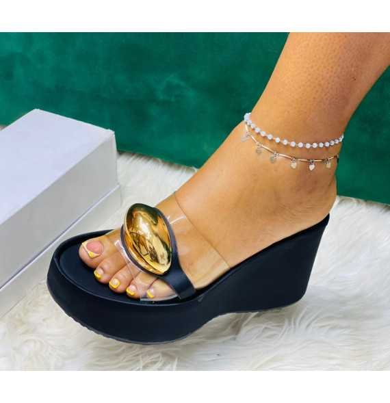 Chancleta de elegancia